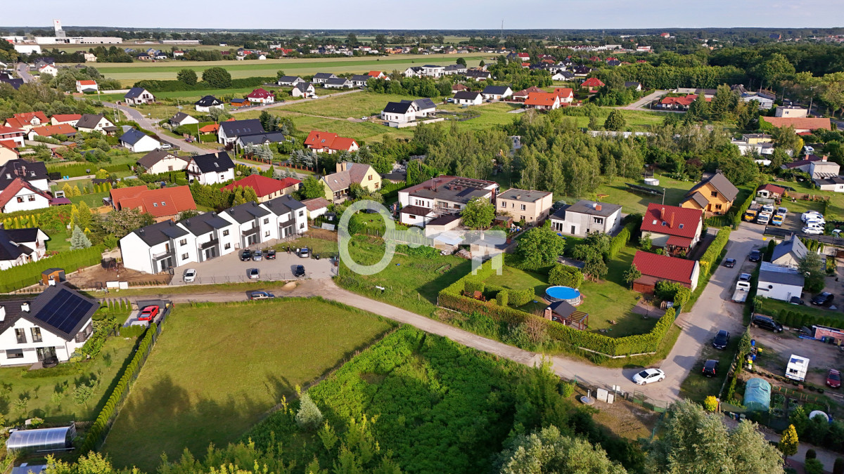 Działka budowlana z szybkim dojazdem do miasta - Widok 4