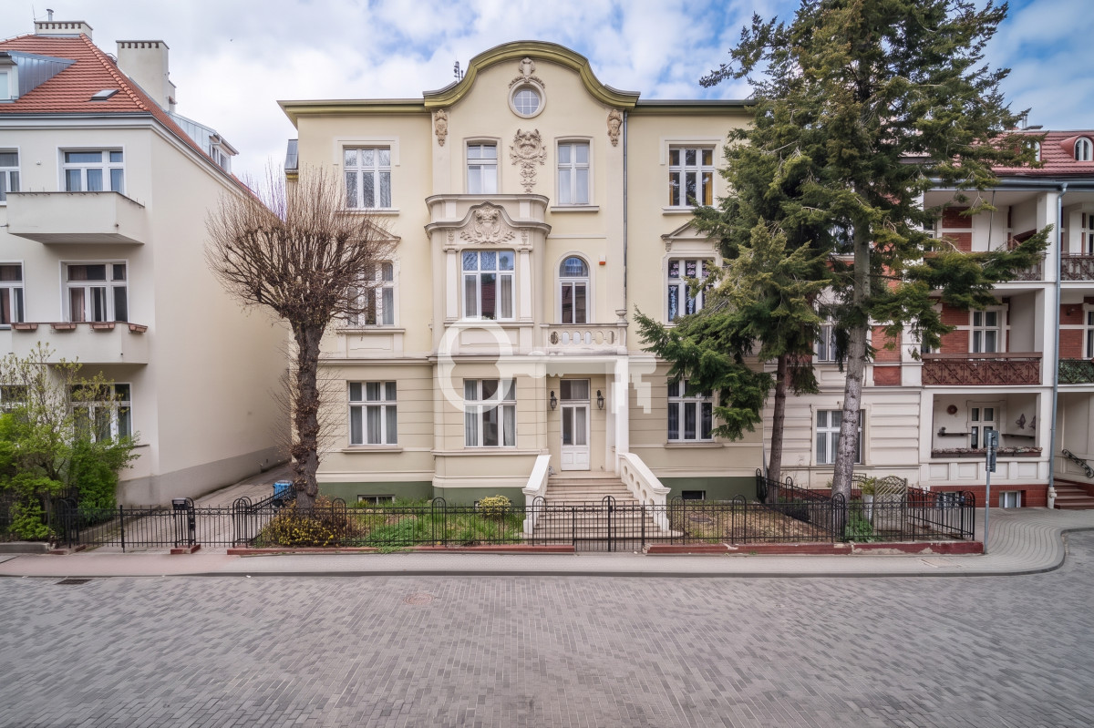 Ciche mieszkanie w kameralnej kamienicy, Sopot