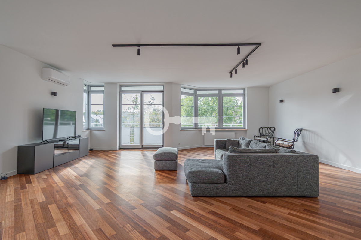 Apartament świeżo po remoncie w zielonej okolicy
