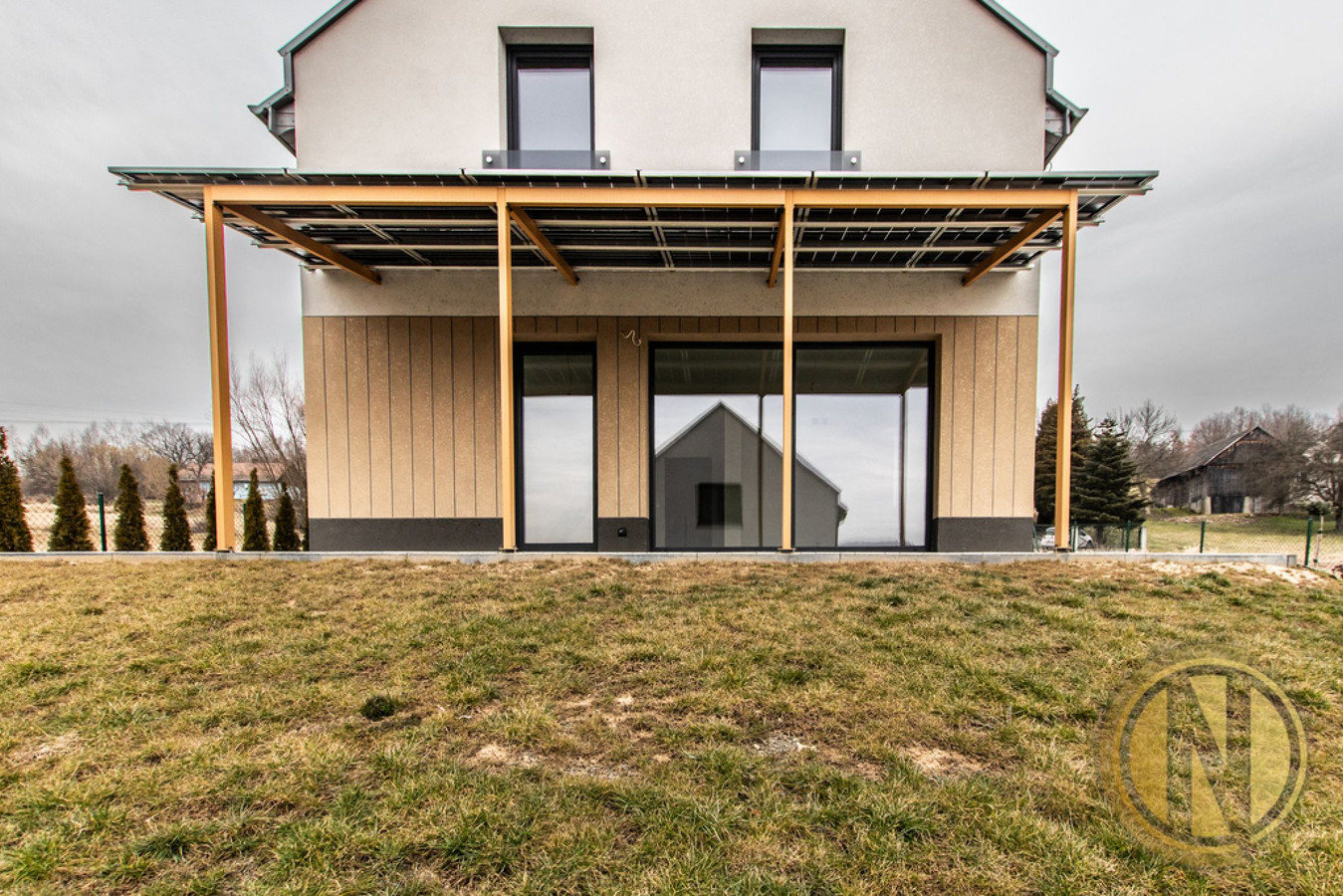 Kuća, 115 m², plac 600 m²