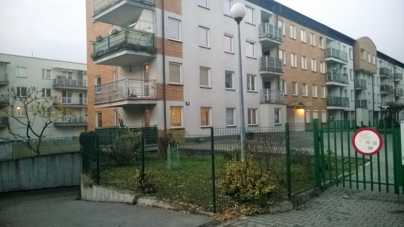 Miejsce postojowe , garaż , Ruczaj ul. Chmieleniec - Widok 2