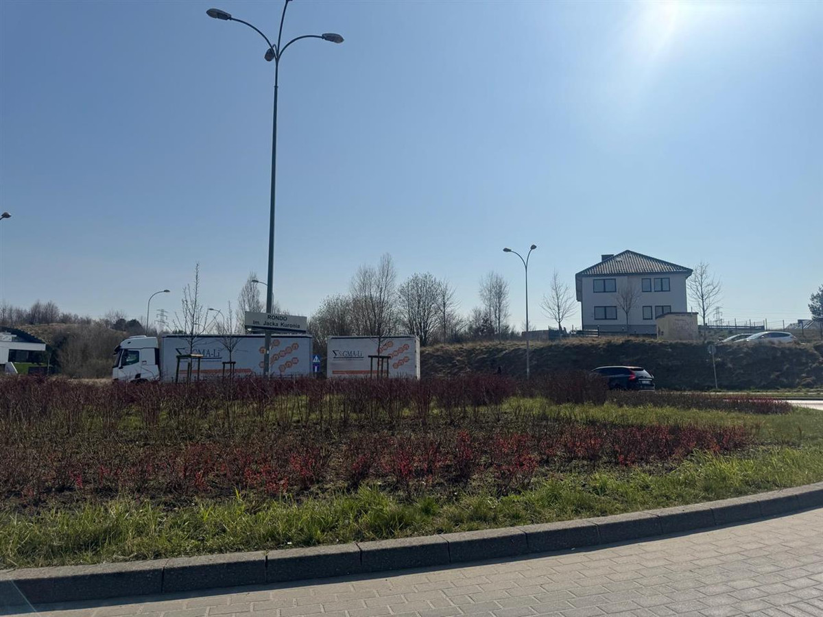 Teren pod zabudowę mieszkaniowo –usługową M/U31 - More
