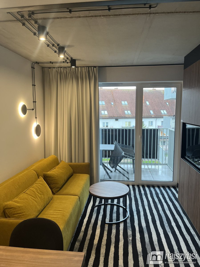 KOŁOBRZEG - APARTAMENT Z BALKONEM - NETTO 429000 - Więcej