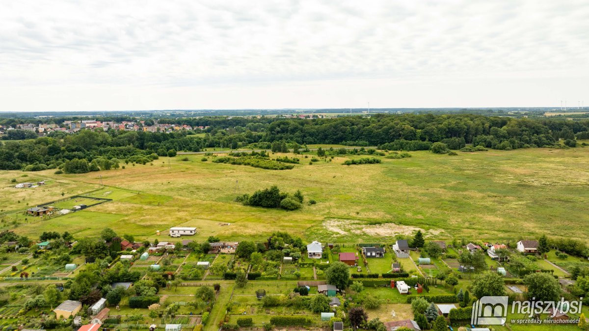 TRZEBIATÓW- działki z WZ 10 km do morza - Więcej