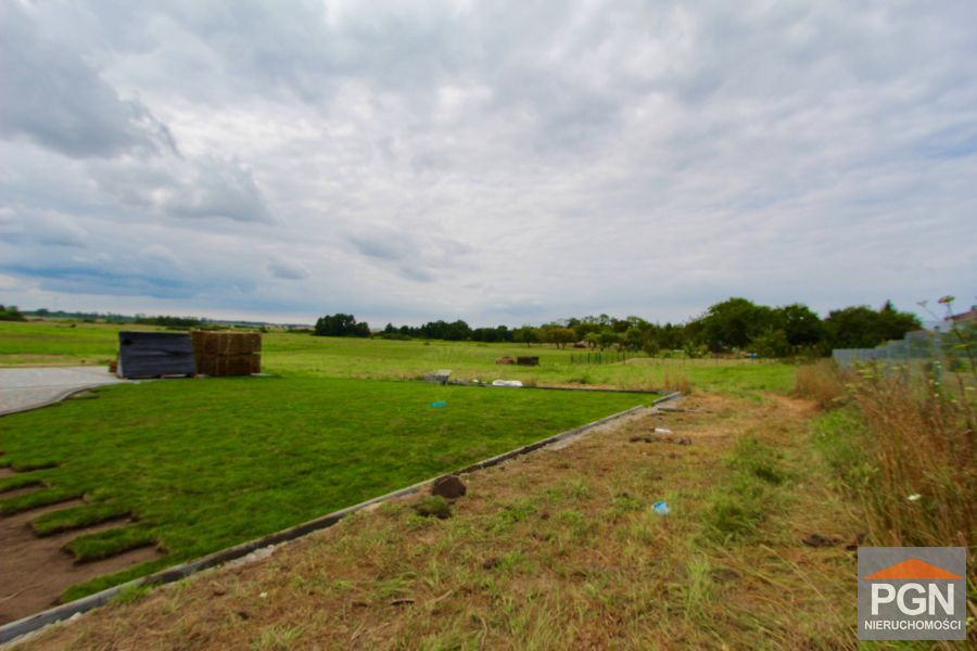 Duża Działka Blisko Miasta - Widok 3