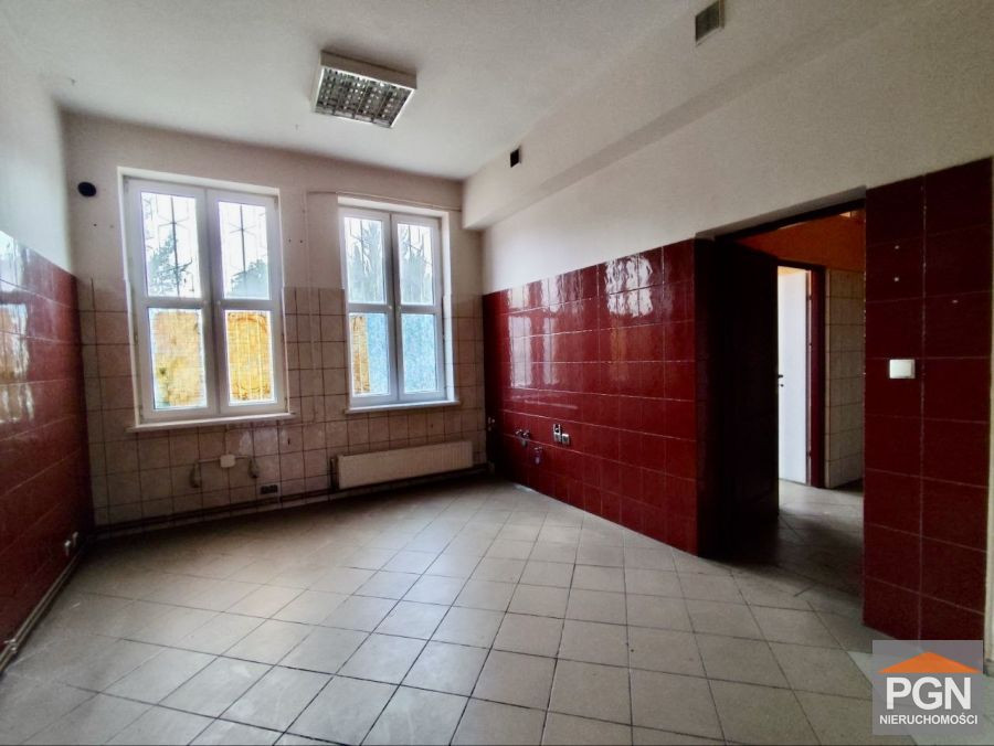Lokal 99 m² z projektem na dwa mieszkania w centrum - Widok 5