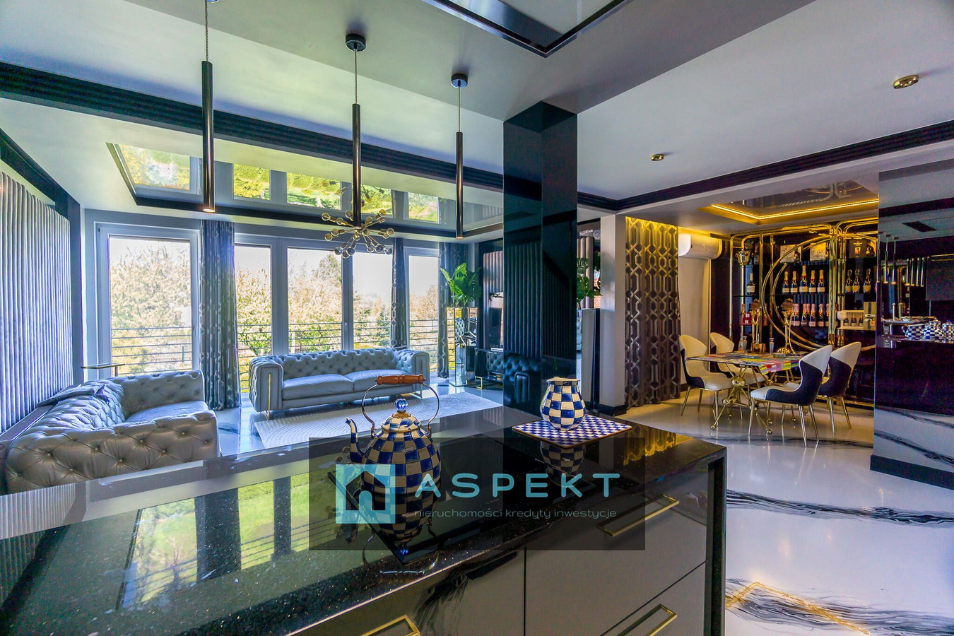 Dwupoziomowy, komforotwy apartament z dużym tarasem