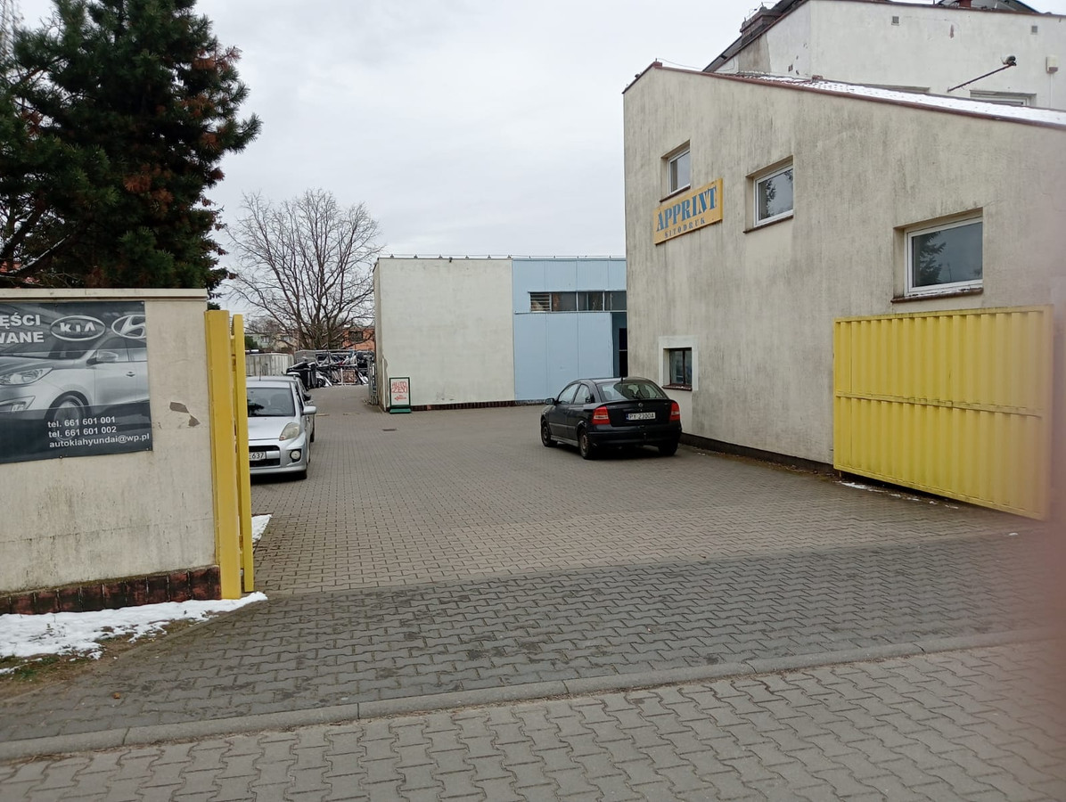 Przeźmierowo- 821 m² biurowo- magazynowo- produkcyjne, działka 3260 m² - Widok 2