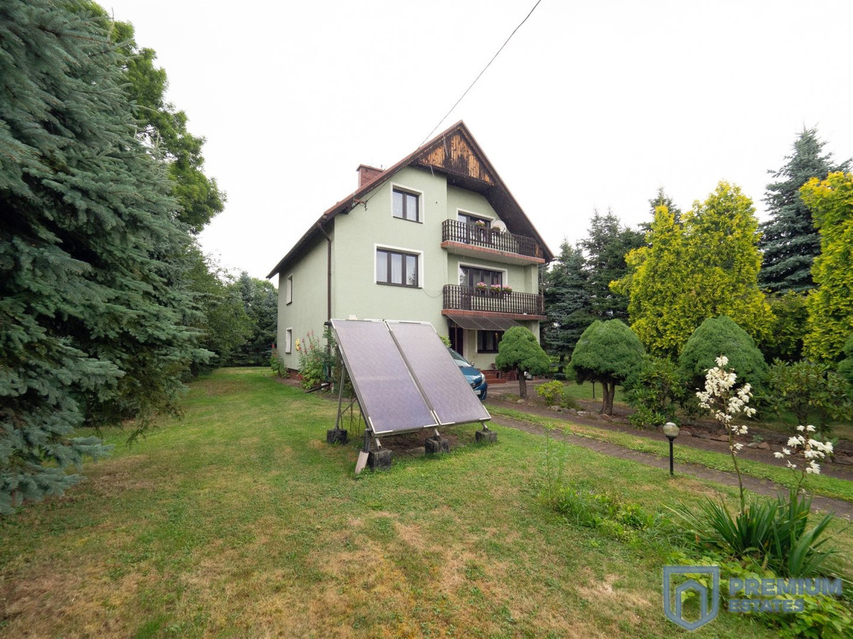 Kuća, 210 m²