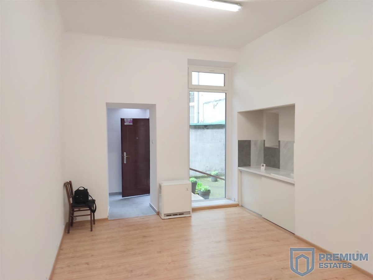 Lokal w oficynie po remoncie, 25 m² Karmelicka ENG - Widok 2