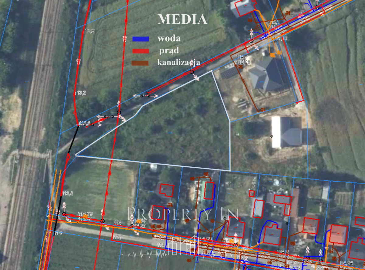 DZIAŁKA | 2985 m² | WZ | ZAJEZIERZE - Więcej