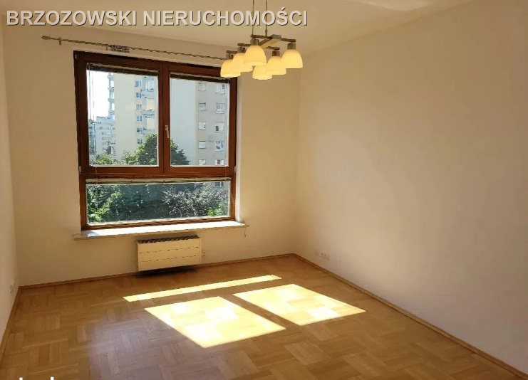 Mieszkanie – Warszawa, Śródmieście - Więcej