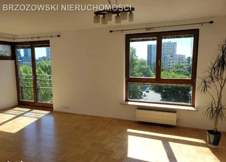 Mieszkanie – Warszawa, Śródmieście - Widok 2