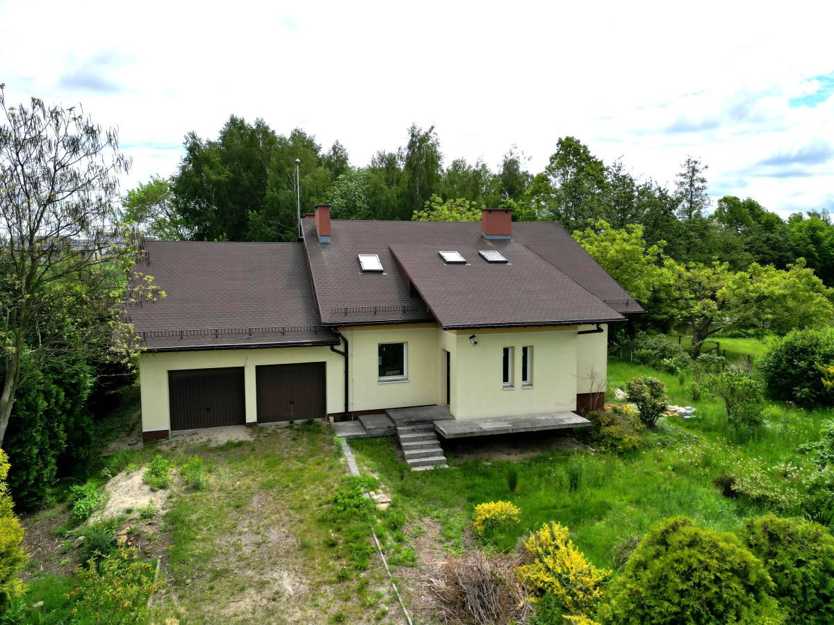 Przestronny dom do wykończenia – 235 m², cisza, zi