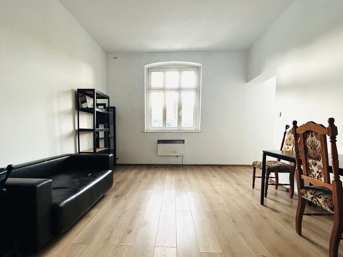 Apartment in Katowice, Śródmieście - Widok 3