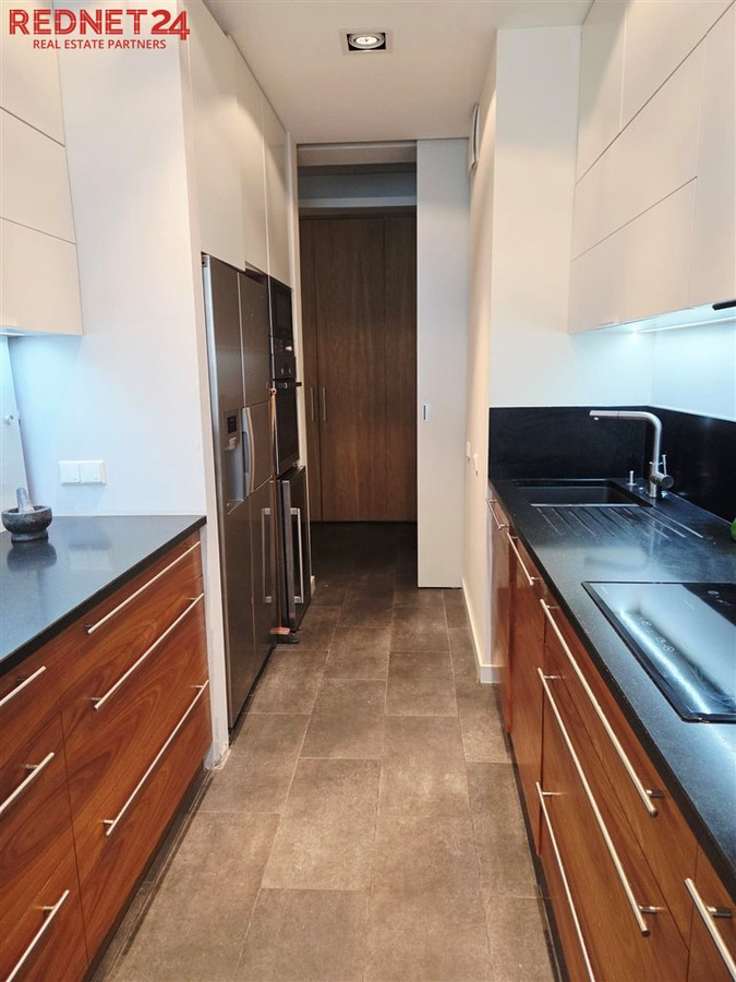 Apartment in Warszawa, Żelazna Brama, Śródmieście - Więcej