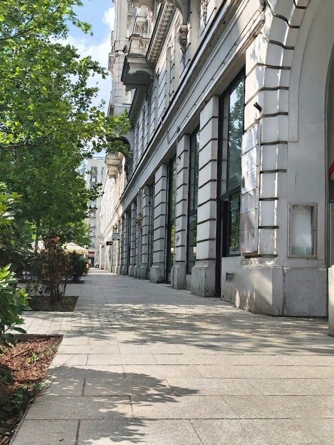 Lokal w centrum z czynszem poniżej 800zł. Odstępne - Widok 2