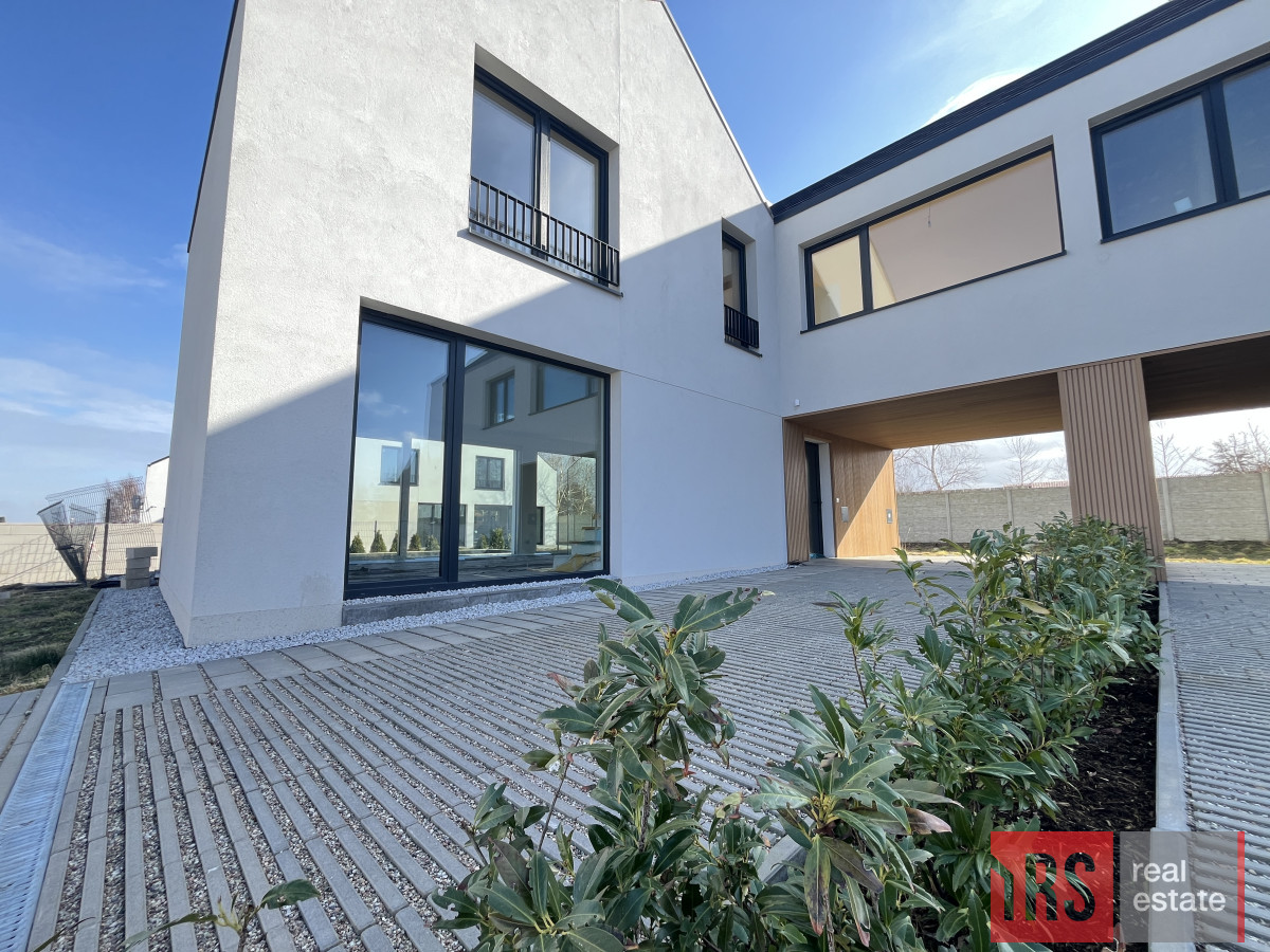 DOM 127 m² PREMIUM 4 SYPIALNIE OGRÓD ok. 490 m