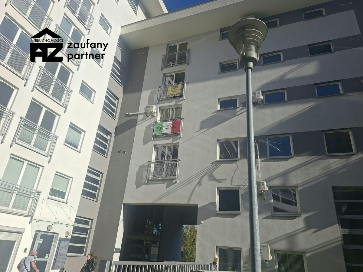 Lokal biurowy lub usługowy, można zrobić też gabinet terapeutyczny - Więcej
