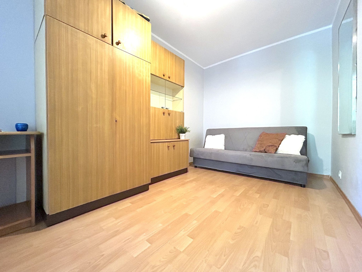 Pokój z balkonem w centrum, za całość 1450,- - Widok 4