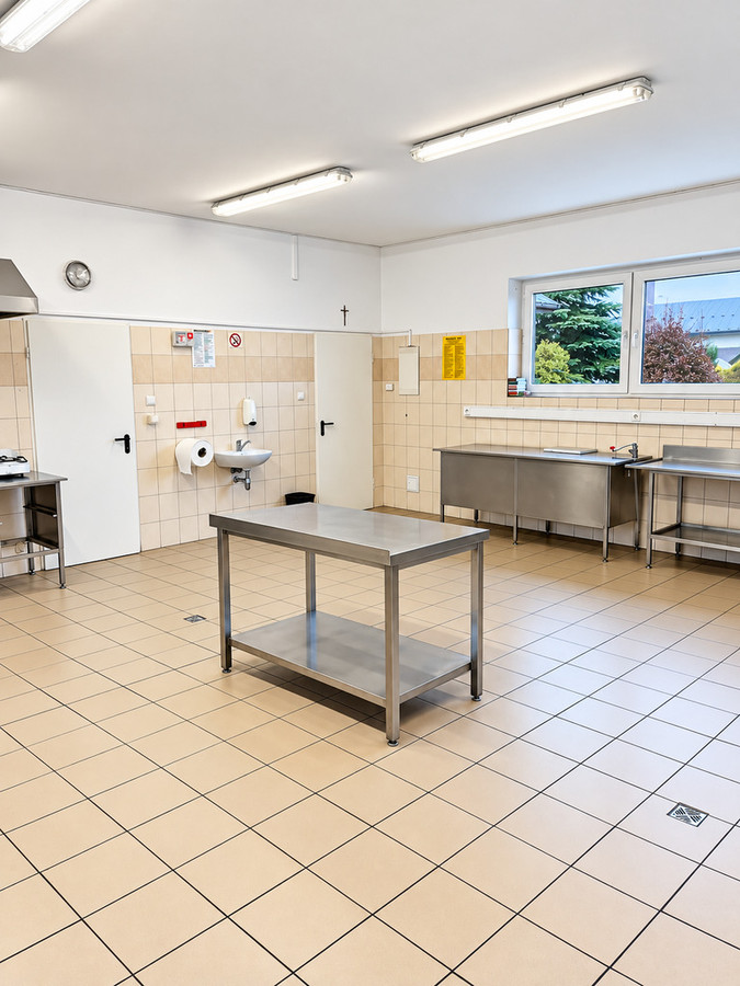 Lokal gastronomiczny 90 m² - Więcej