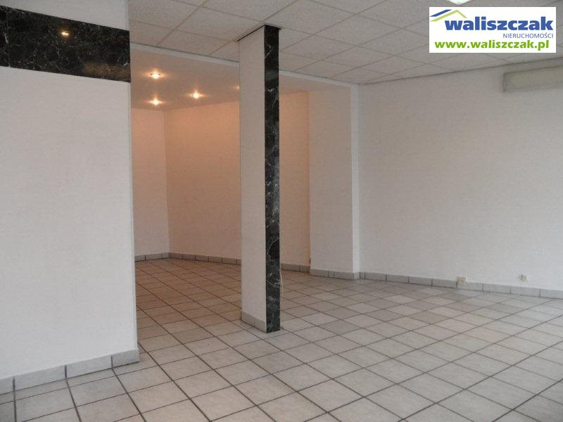 Lokal na parterze, przy ulicy, witryny - Widok 2