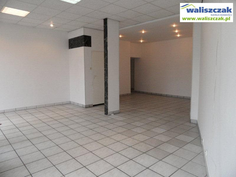 Lokal na parterze, przy ulicy, witryny - Widok 3