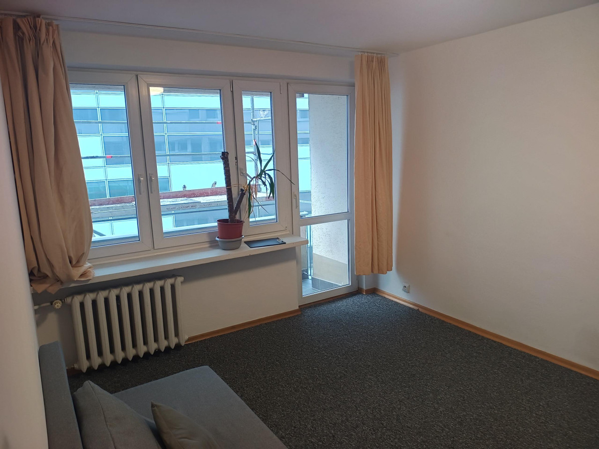 Centrum 3 pok, Emili Plater Ciche, winda, piętro 4/7 - Więcej