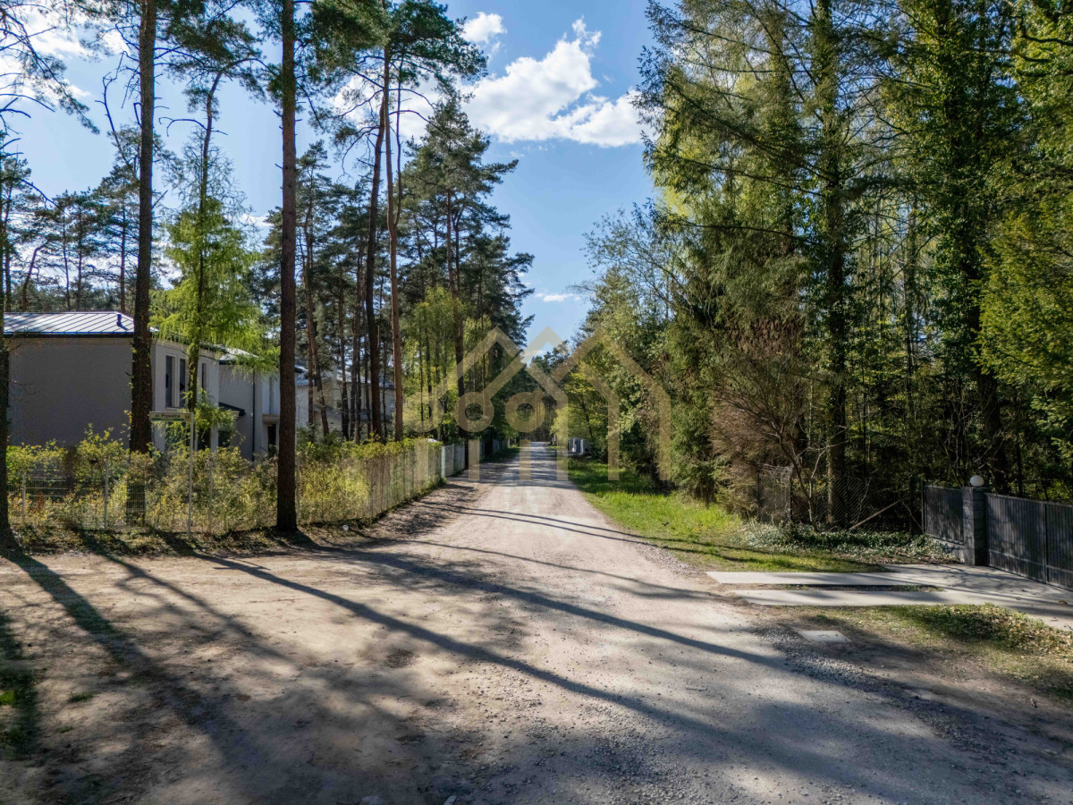 Magdalenka-Wyjątkowa działka budowlana 1777 m² - Więcej