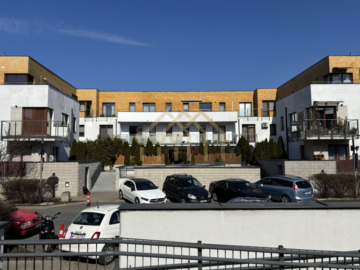 Apartment in Józefosław - Widok 2