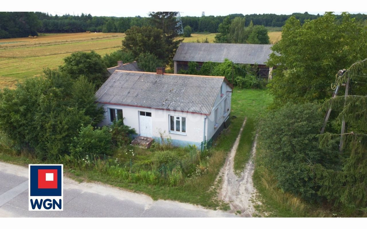 Maison, 90 m², terrain 30100 m²