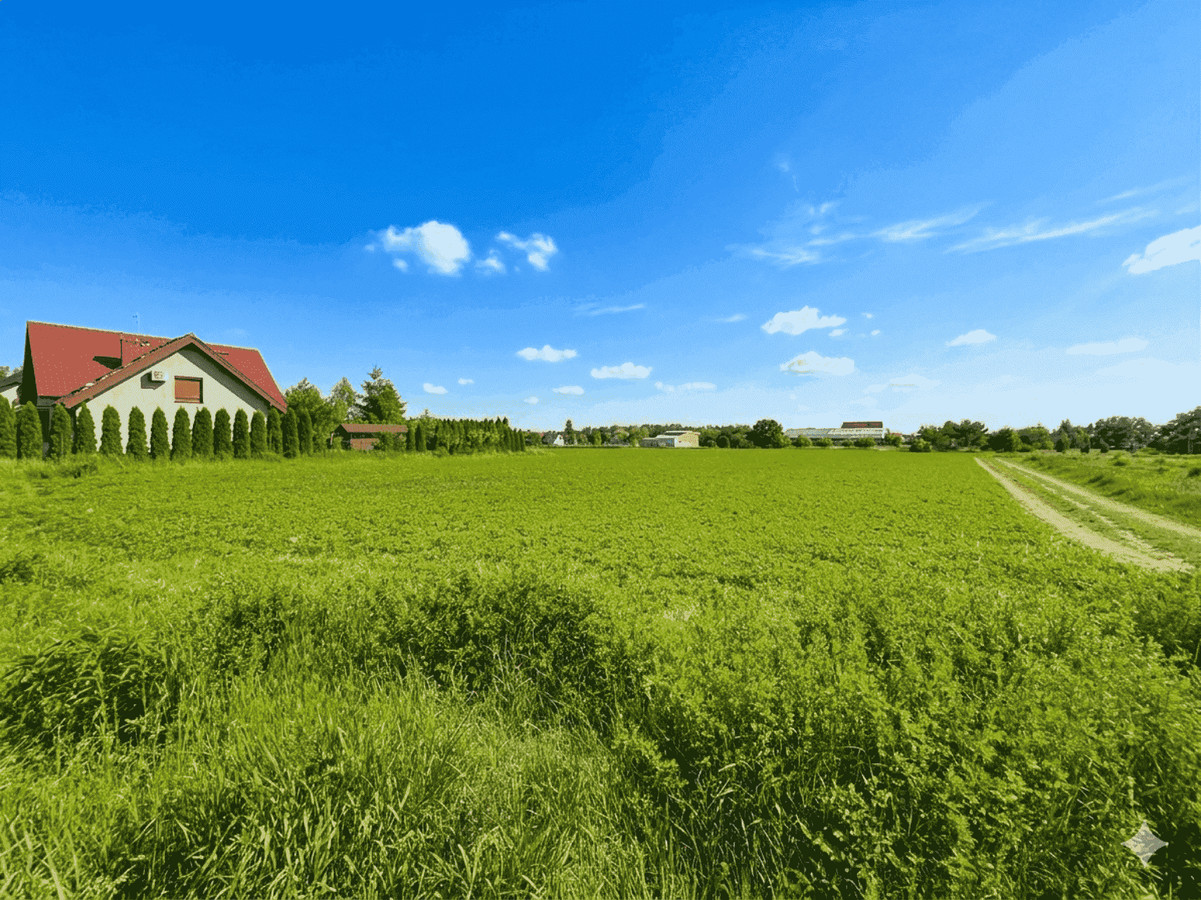 Działka budowlana, pełne media, MPZP, 1036 m² - Więcej