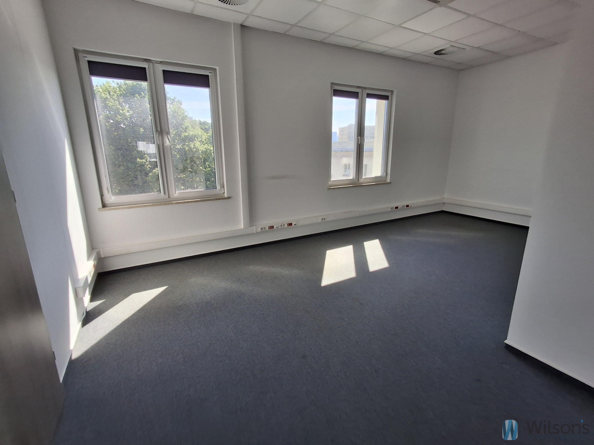 Przestronne biuro 112 m² - dostęp 24/7 - Więcej