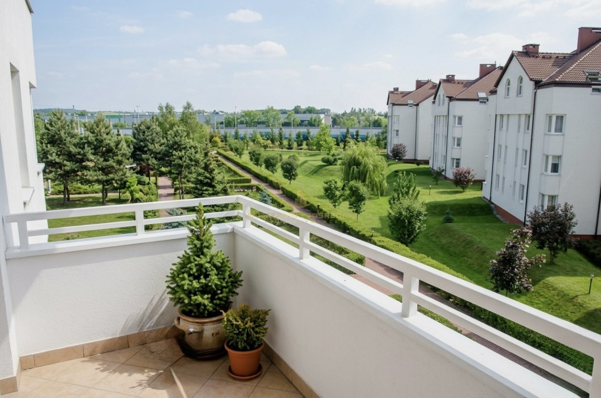 Ciche i komfortowe 5 pokoi w budynku z windą - Widok 2