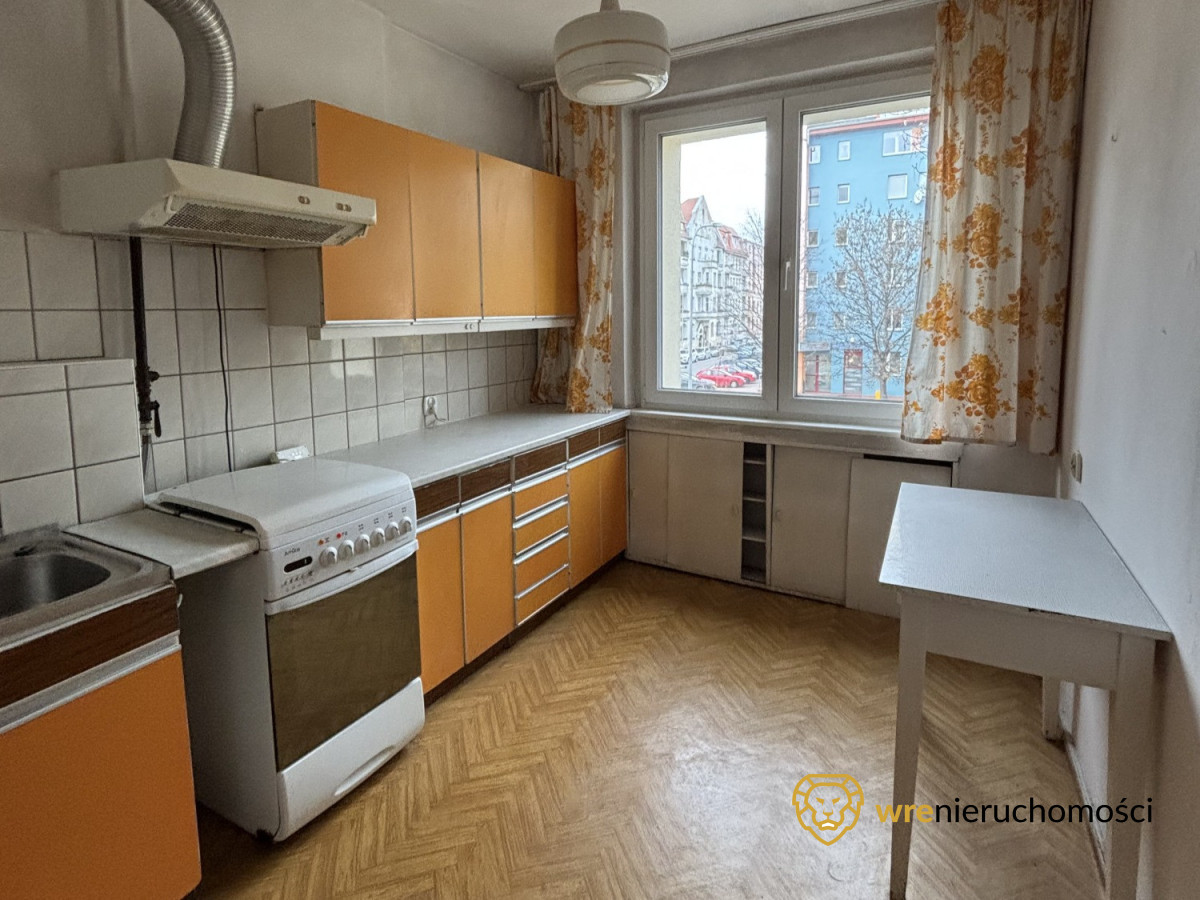 Duży Balkon | 1sze piętro | Centrum | Do remontu