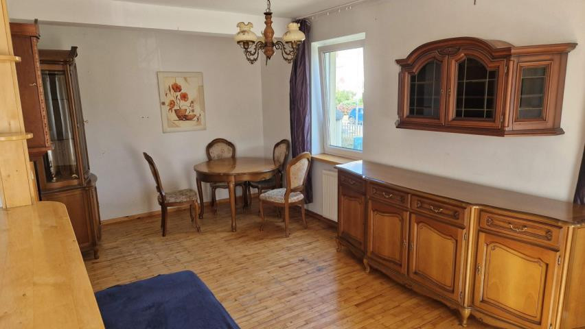 Luźna zabudowa, jedynie 3 wieżowce na osiedlu - Widok 4