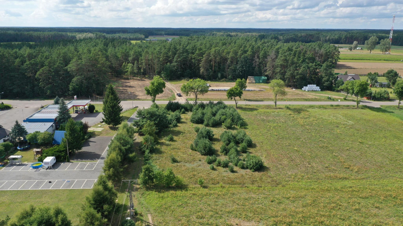 Duża działka pod zabudowę mieszkalno-usługową - Widok 3
