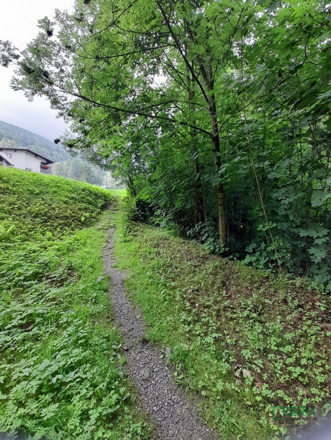 Działka w Bystrej przy ul. Klimczoka pow. 1324 m² - Więcej