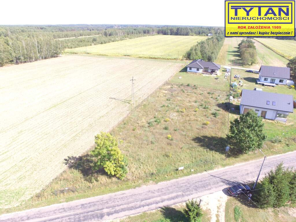 2121 m² z warunkami zabudowy na dwa budynki - Więcej