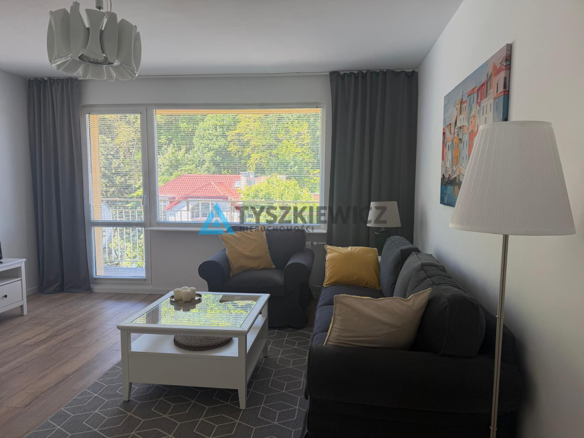 Apartment in Gdynia, Chylonia - Widok 4