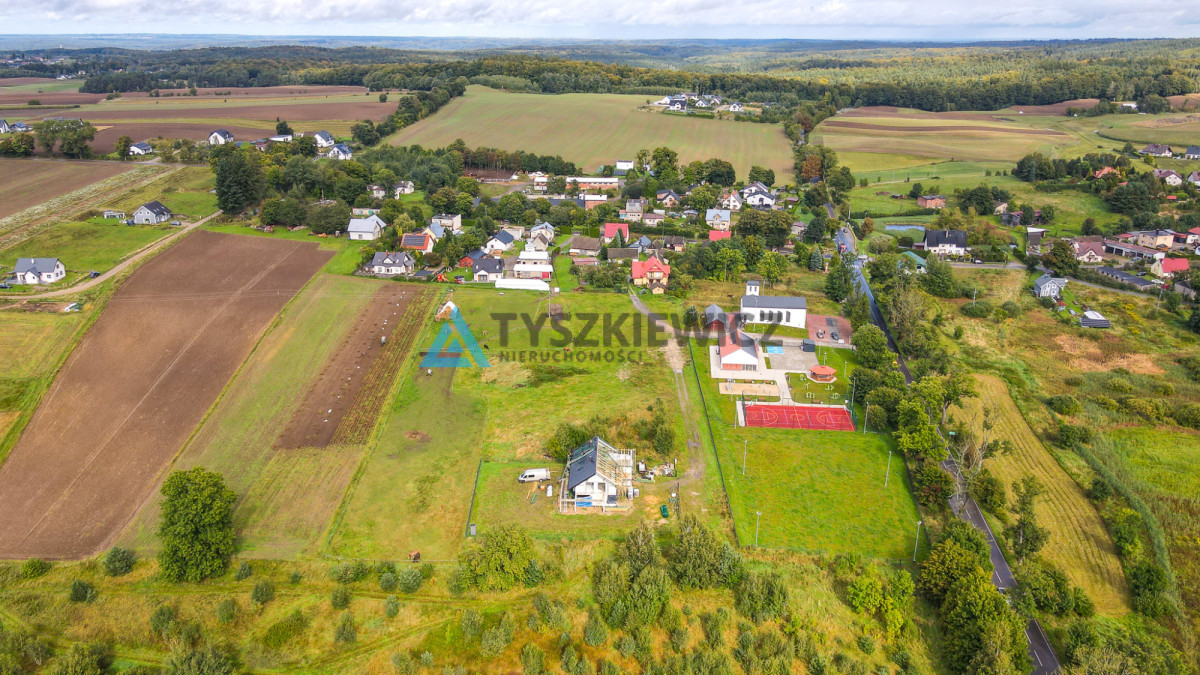 DZIAŁKA 1012 M² W SOPIESZYNIE – OBOK PRZYSTANEK - Więcej