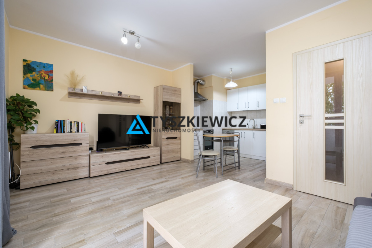 2h asunto, 44 m²