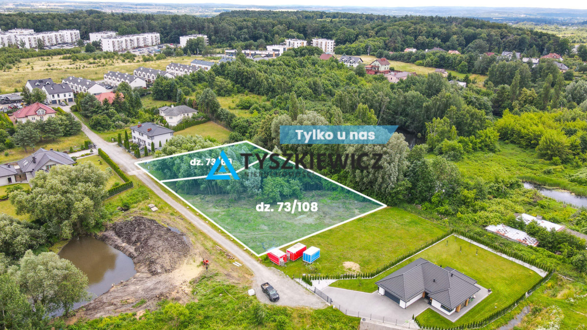 Plac, 4403 m²
