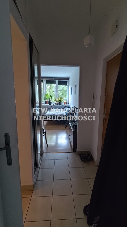 Kawalerka z dużą widną kuchnią i jadalnią - Widok 3