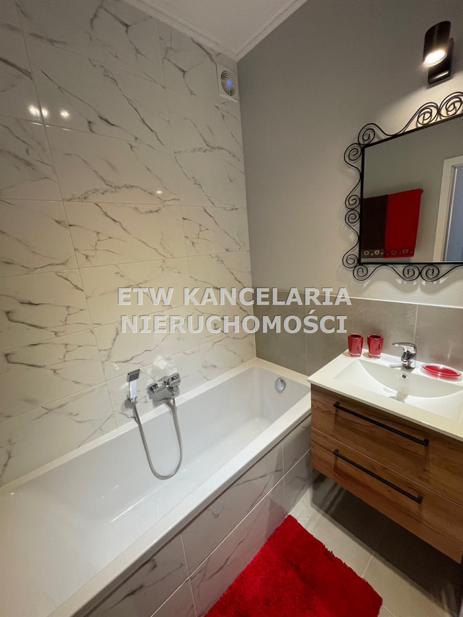 Nowy budynek, umeblowane 2 pokoje, balkon - Widok 5