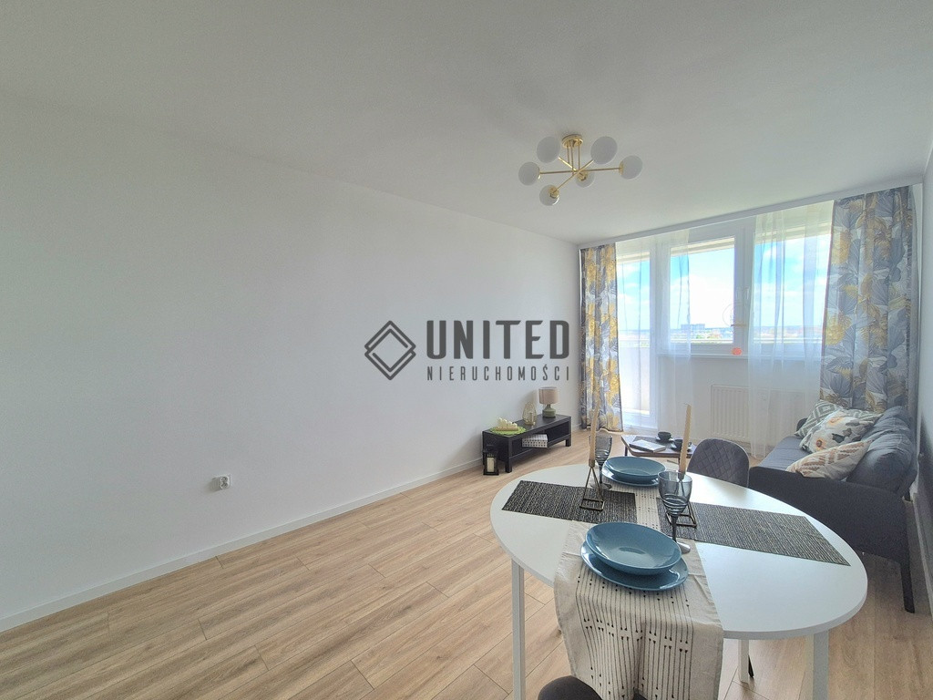 Apartment in Wrocław, Powstańców Śląskich, Krzyki - Widok 2