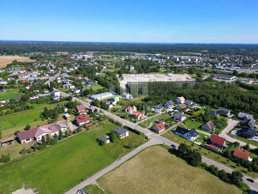 Działka o funkcji mieszkaniowej i usługowej - Widok 4