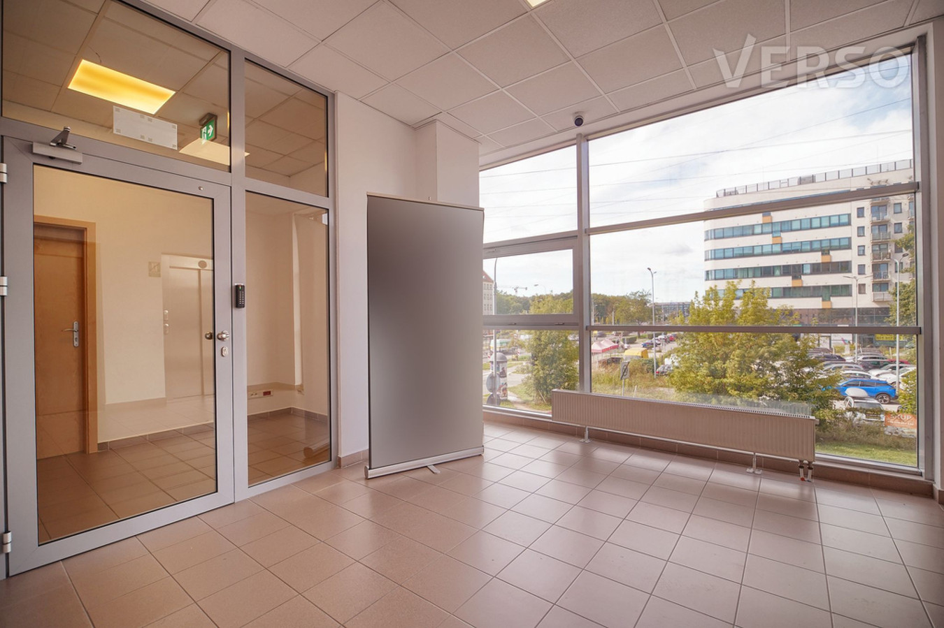 3 pomieszczenia, parking - Widok 5