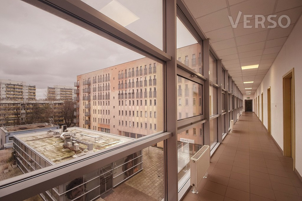 3 pomieszczenia, parking - Widok 6