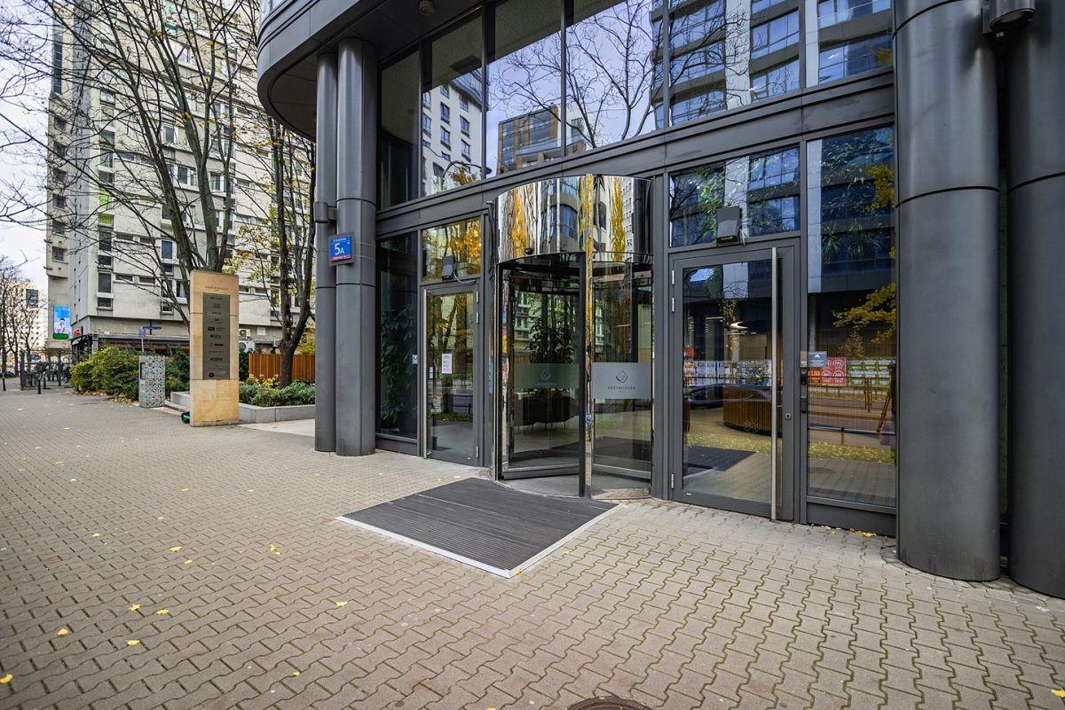 BIURA 17M2-700M2 z Widokiem na CENTRUM WARSZAWY - Widok 3